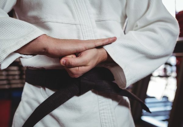 Como escolher o melhor kimono para a prática de aikido