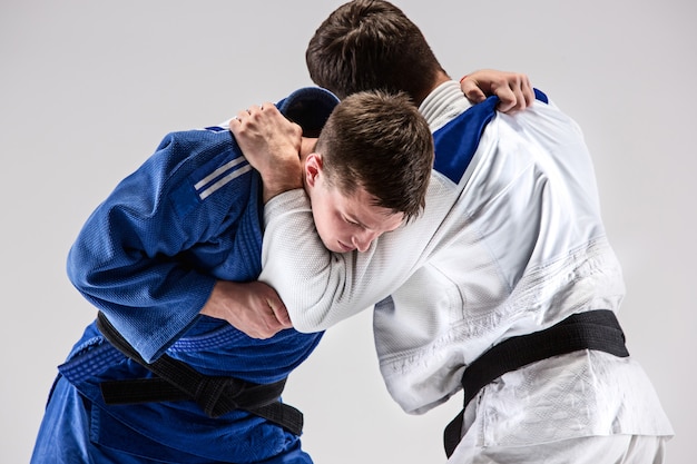 Jiu Jitsu Avançado: Encontrando o Kimono Personalizado Ideal