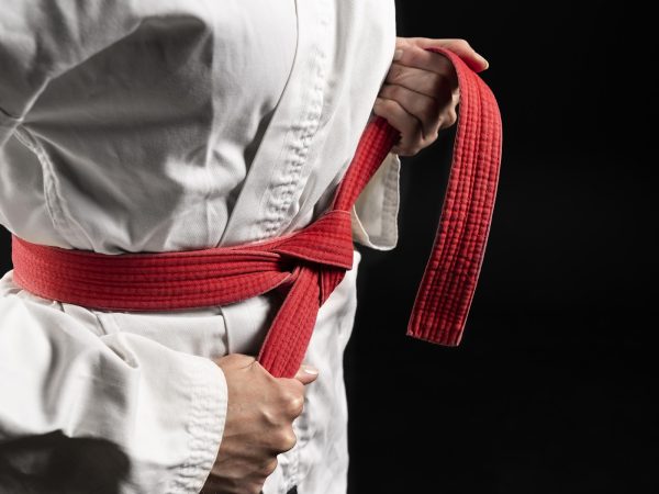 Krav Maga tem faixas? Descubra como funciona a graduação nessa arte