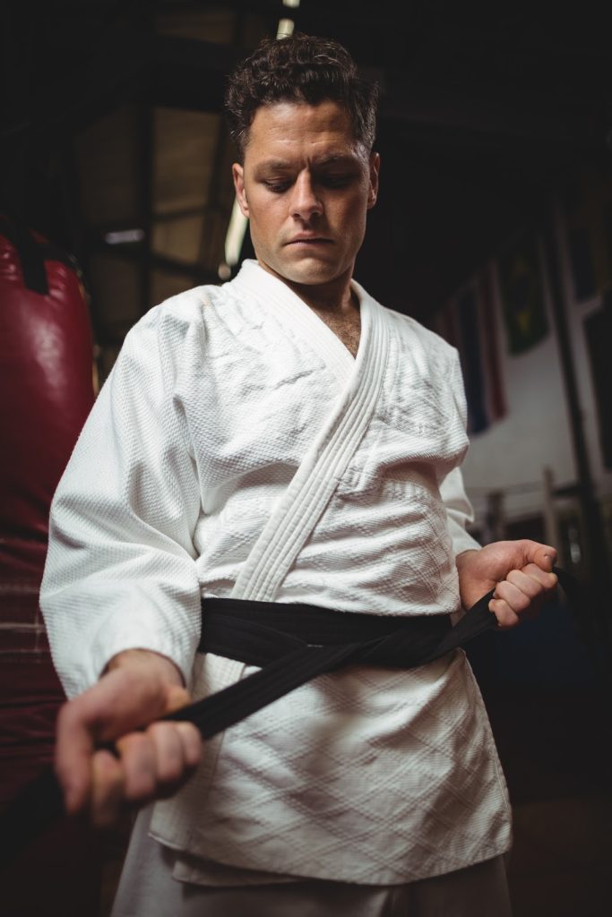 Se Preparando para o Krav Maga: Como Escolher o Melhor Kimono